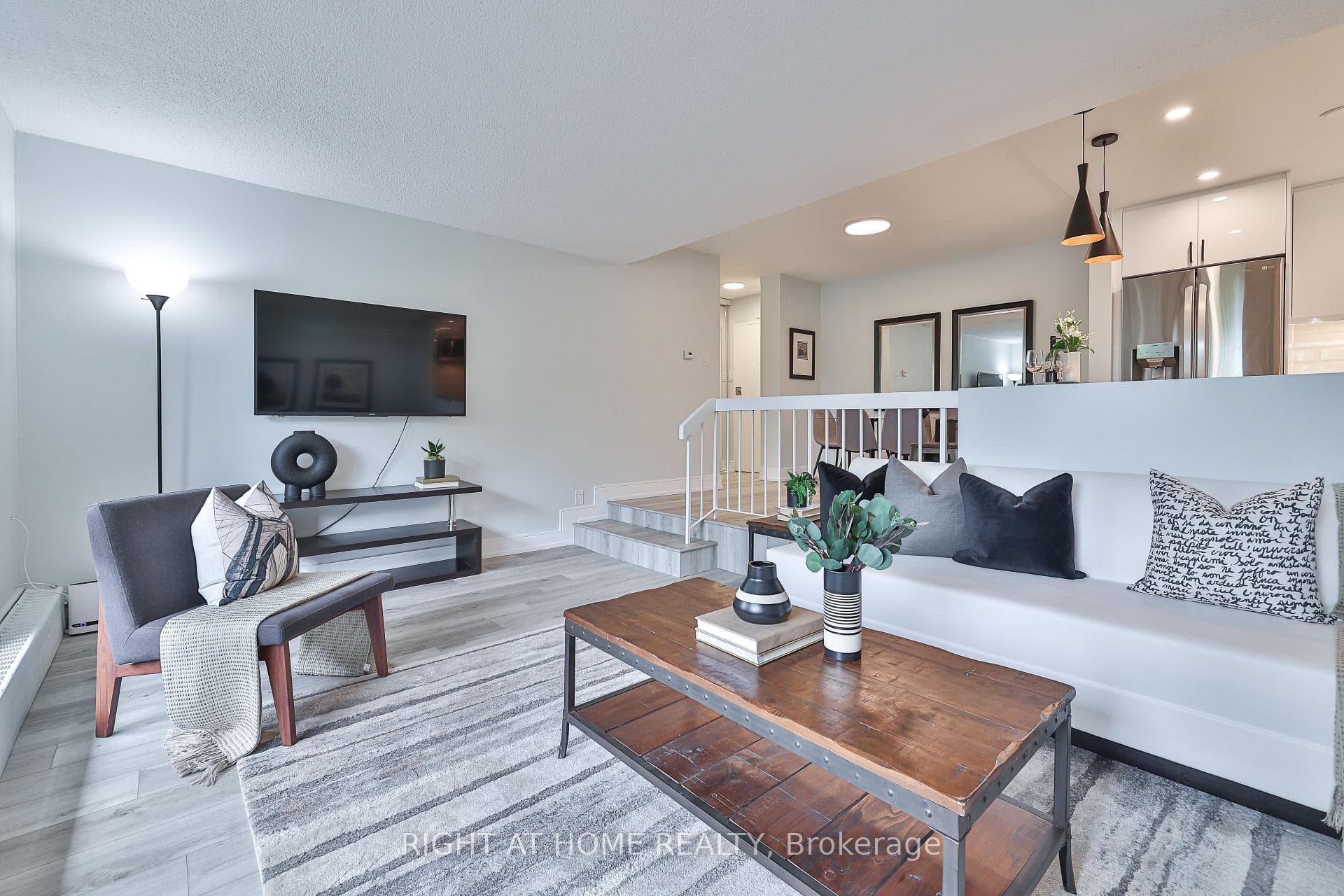 1338 York Mills Road Unit 309 photo 9