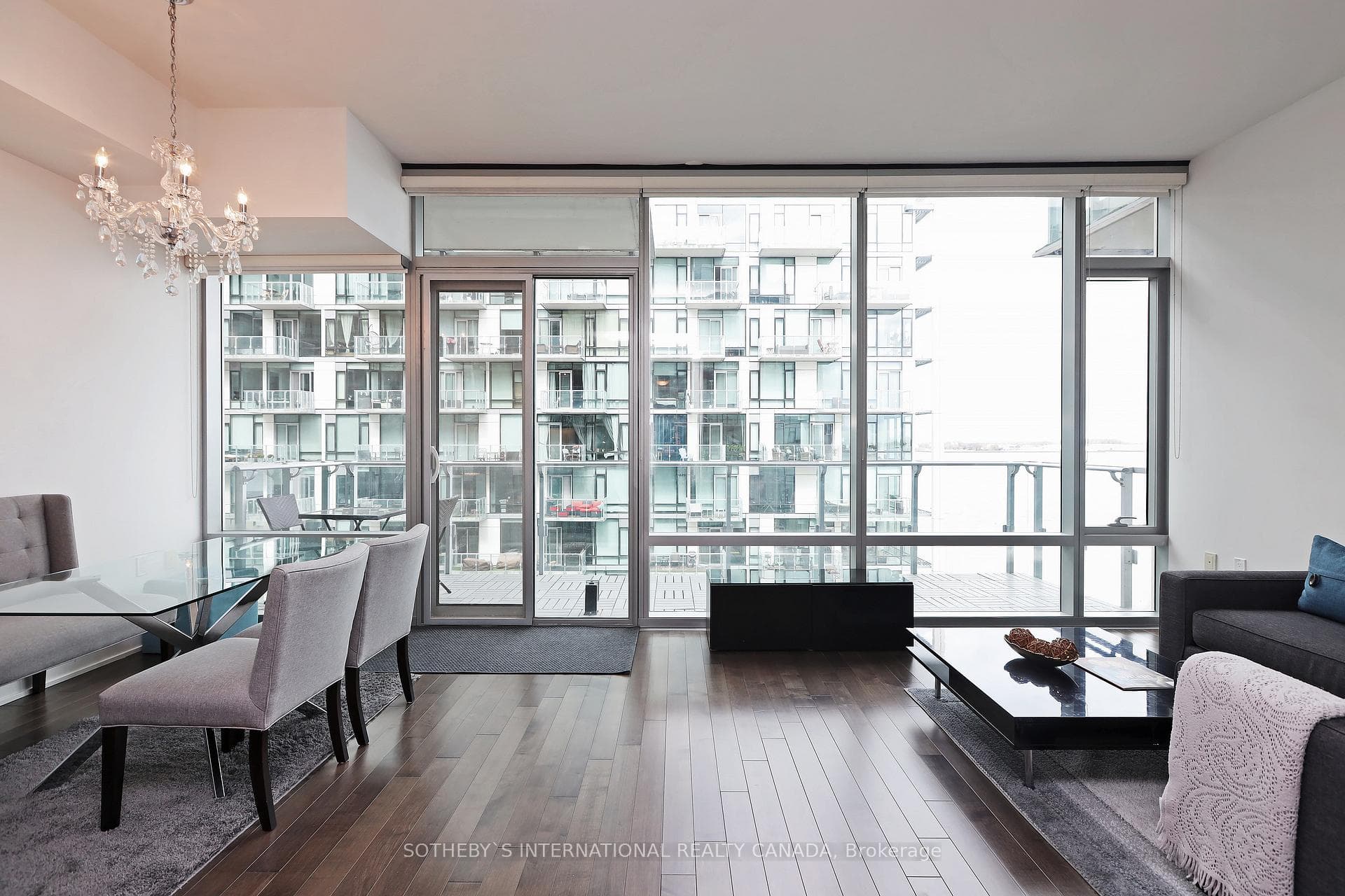 39 Queens Quay N/A Unit 615 photo 15