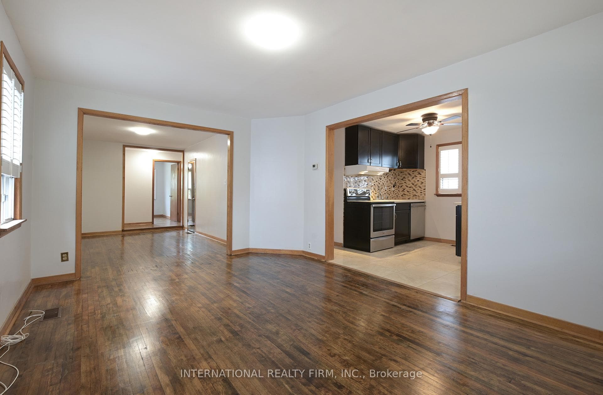 924 Glencairn Avenue photo 17