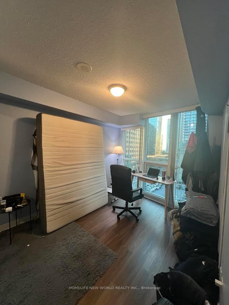 33 Bay Street Unit 701 photo 4