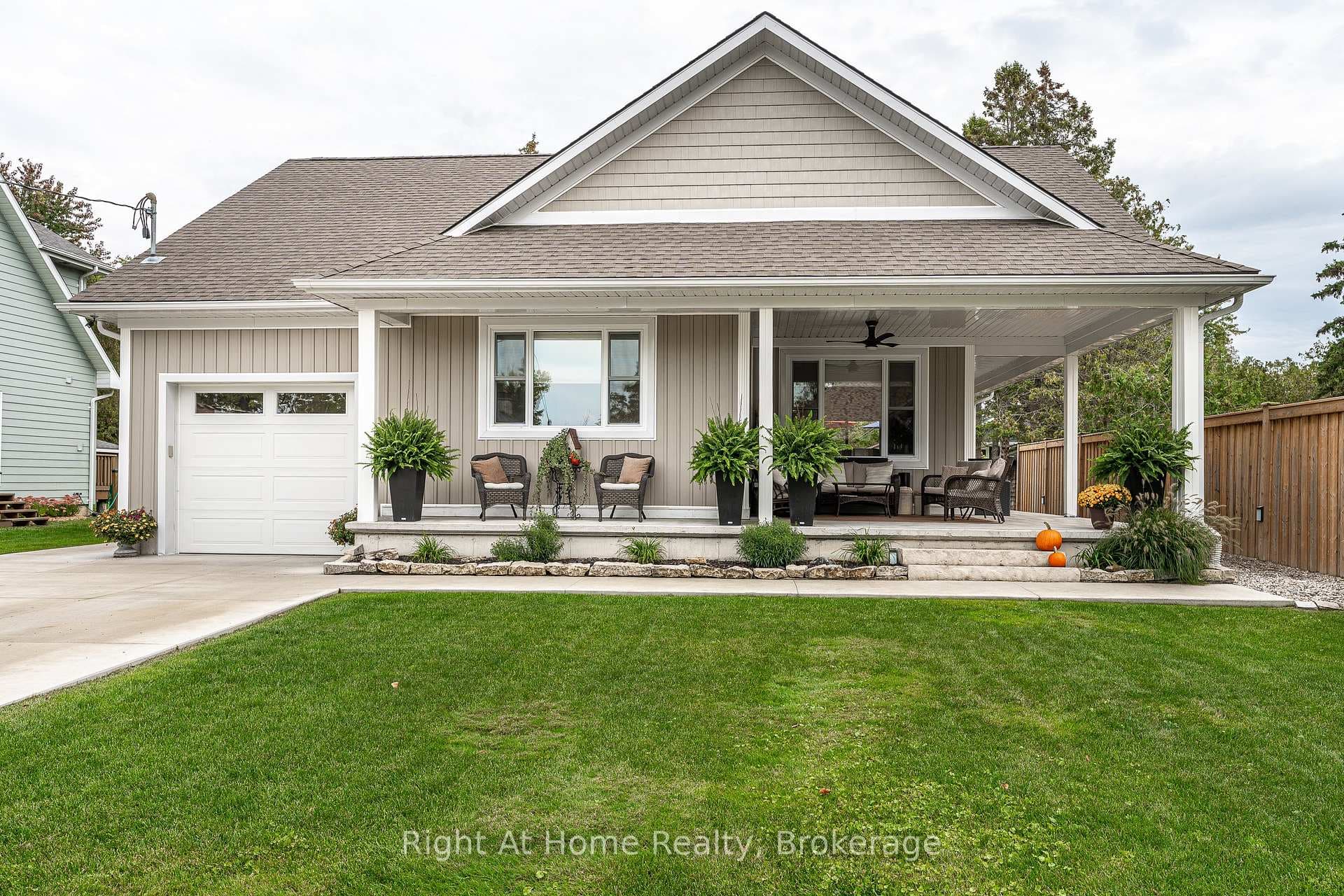 71214 Anne Street photo 2