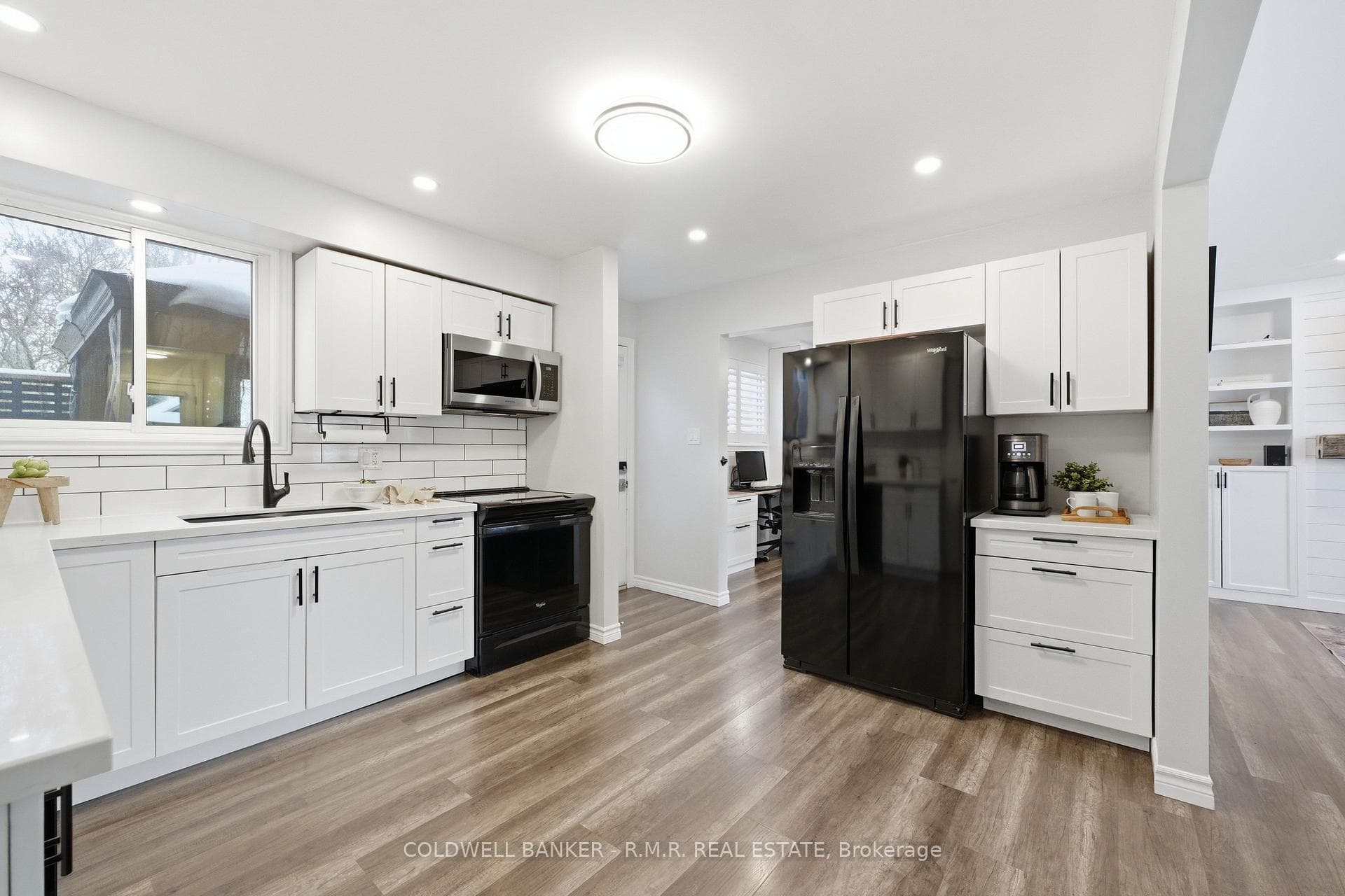 425 Bay Street photo 13