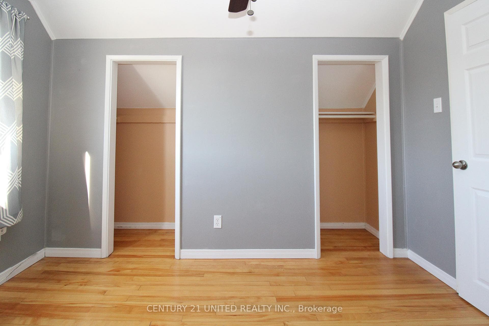 762 Gillespie Avenue photo 21