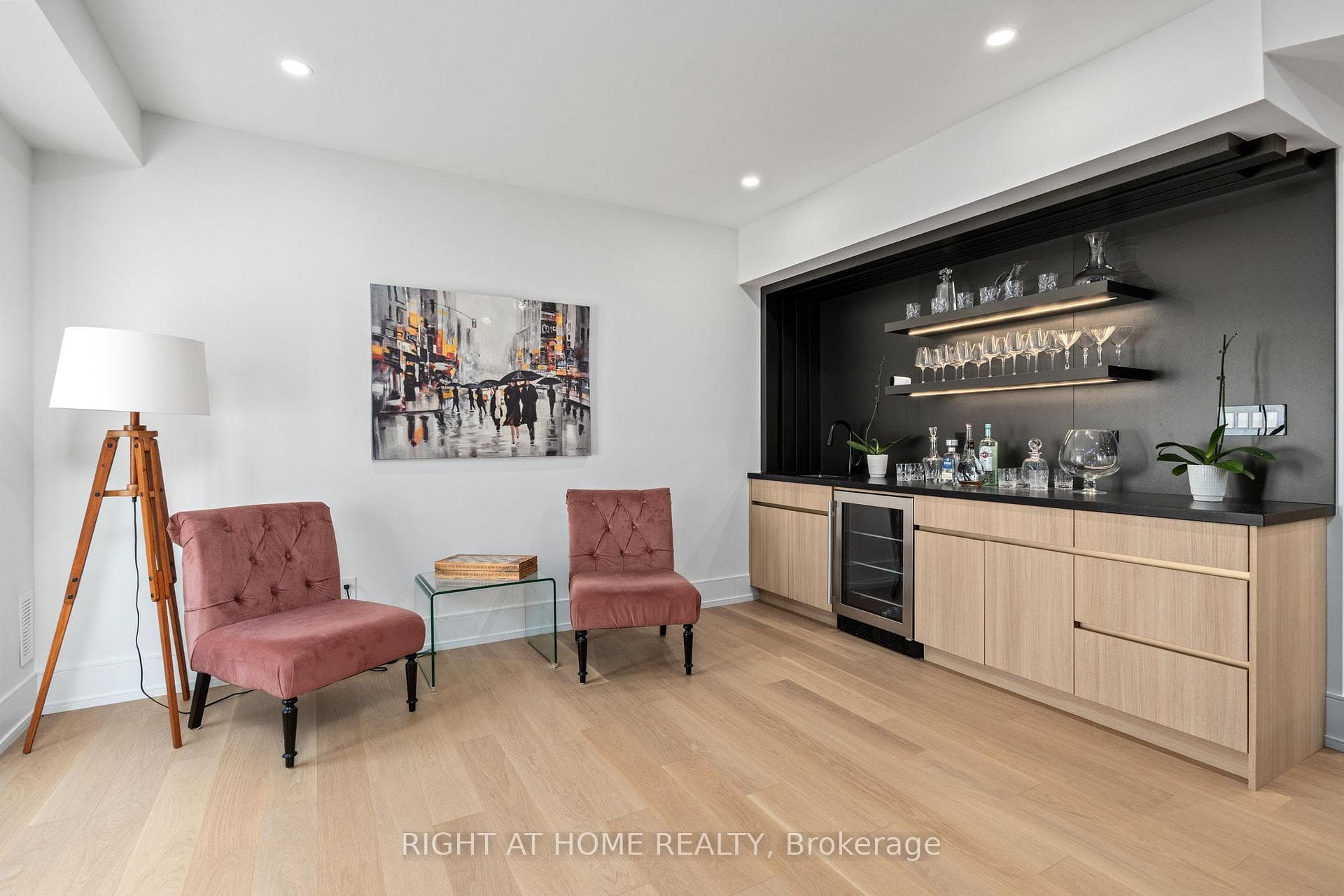 33 Thorndale Avenue photo 41