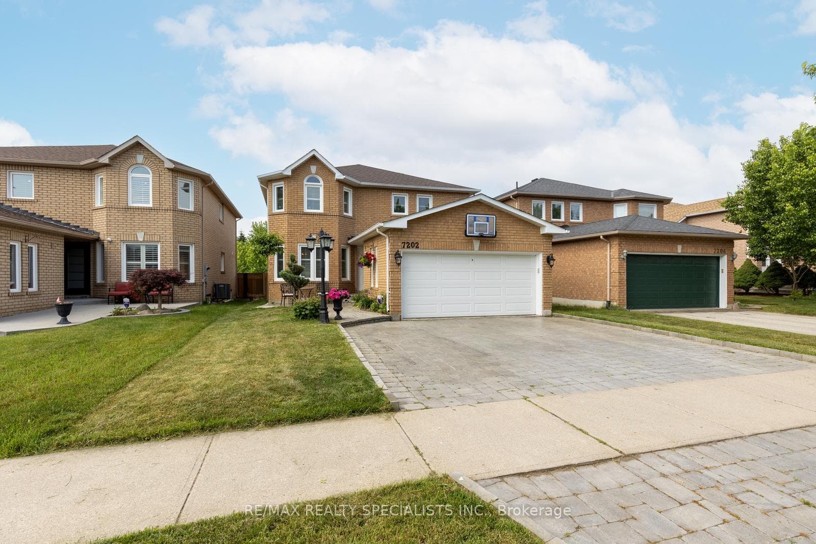 7202 Black Walnut Trail photo 4
