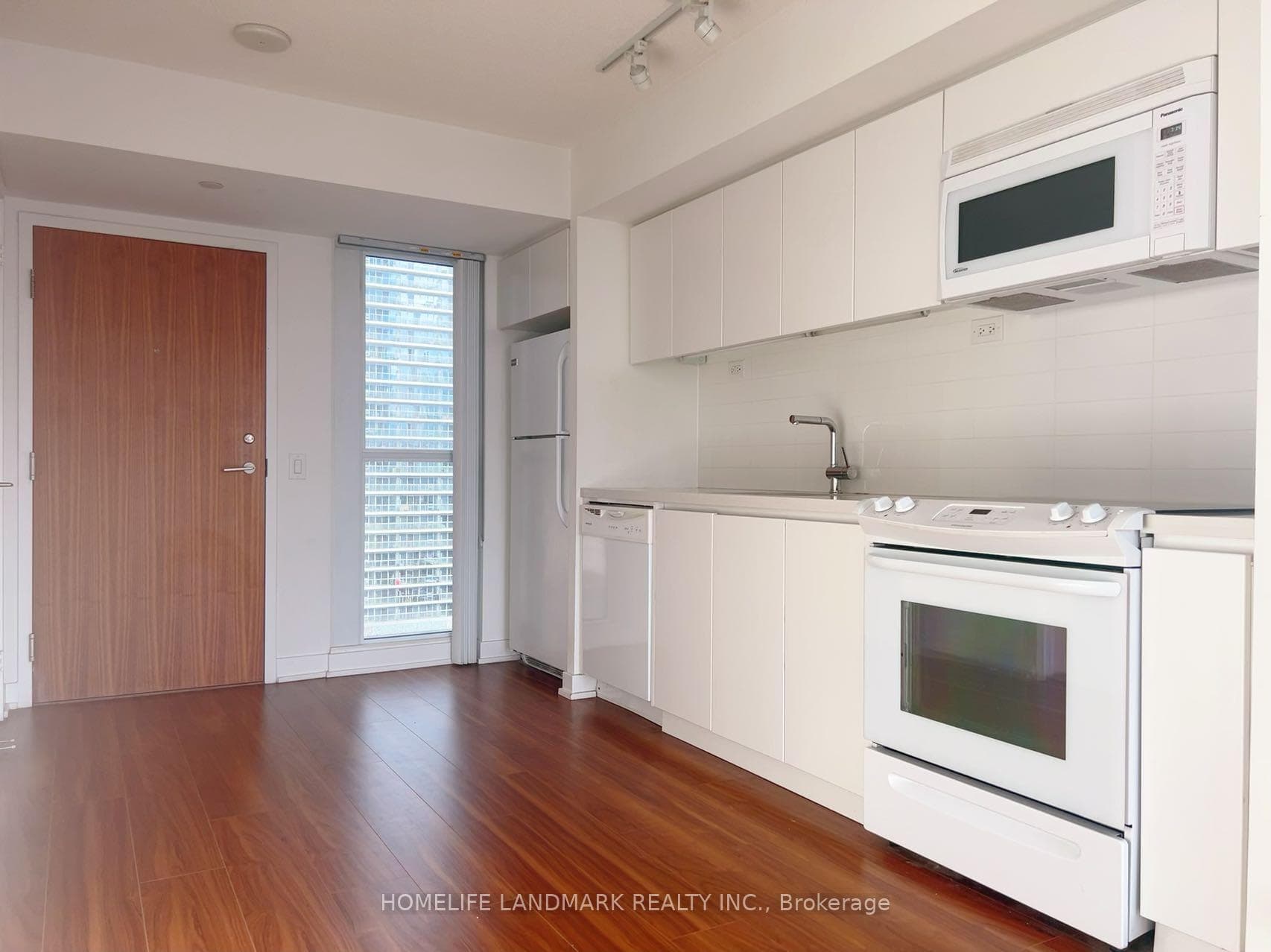 85 Queens Wharf Road Unit 1507 photo 6