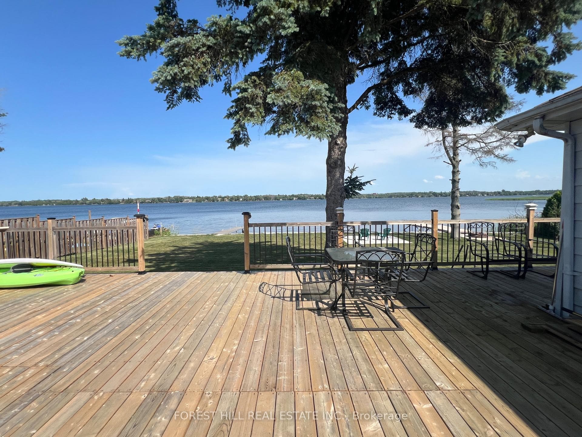 1161 Connaught Drive photo 5