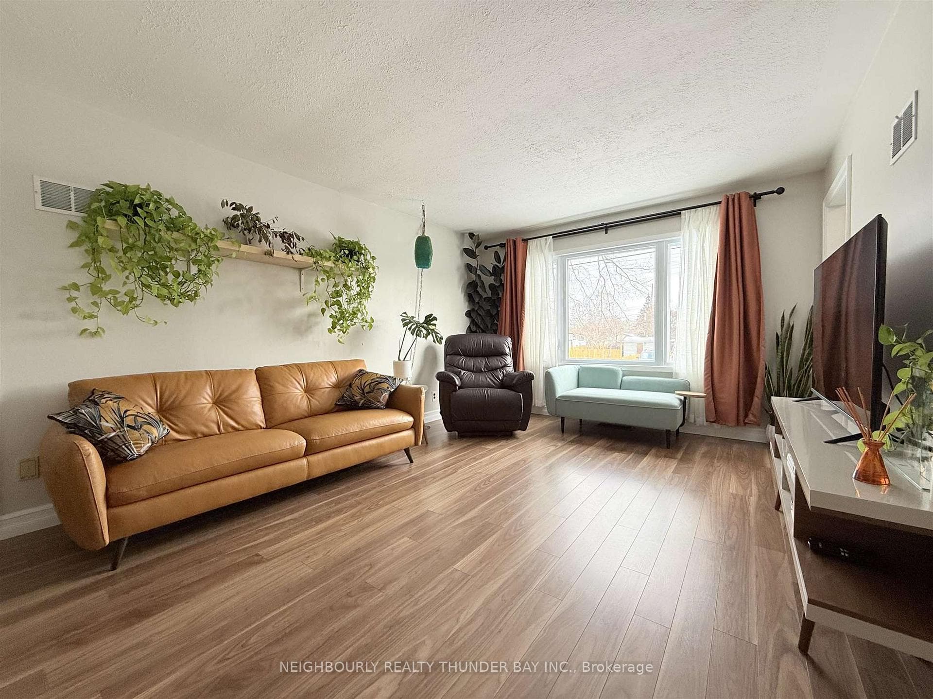 134 Elm Street photo 4