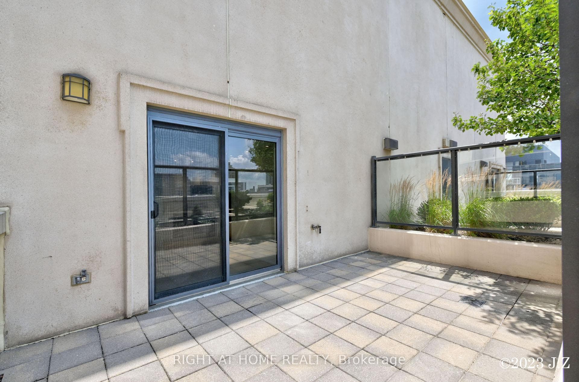 650 Sheppard Avenue Unit PH15 photo 22