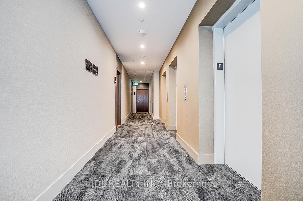 38 Iannuzzi Street Unit 1110 photo 5