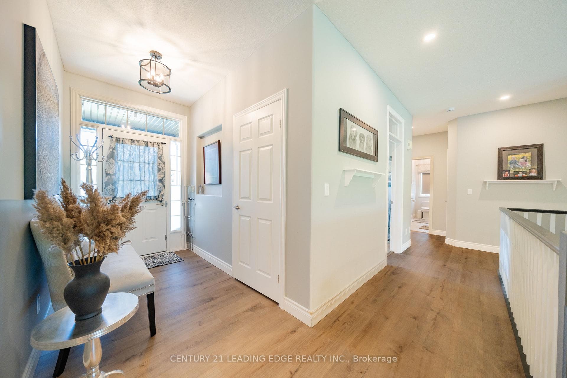 27 Karendale Crescent photo 7