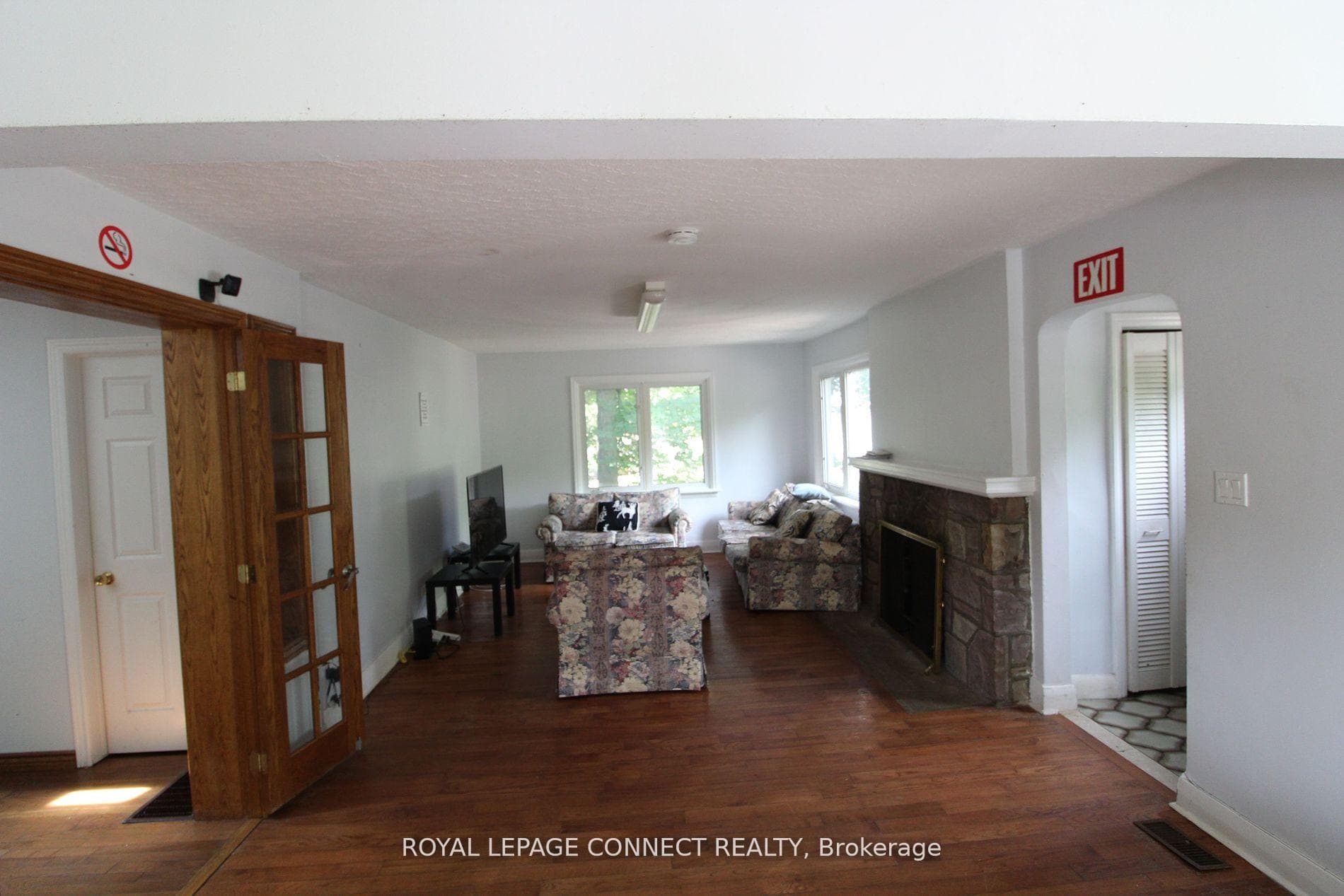 1415 Military Trail photo 5