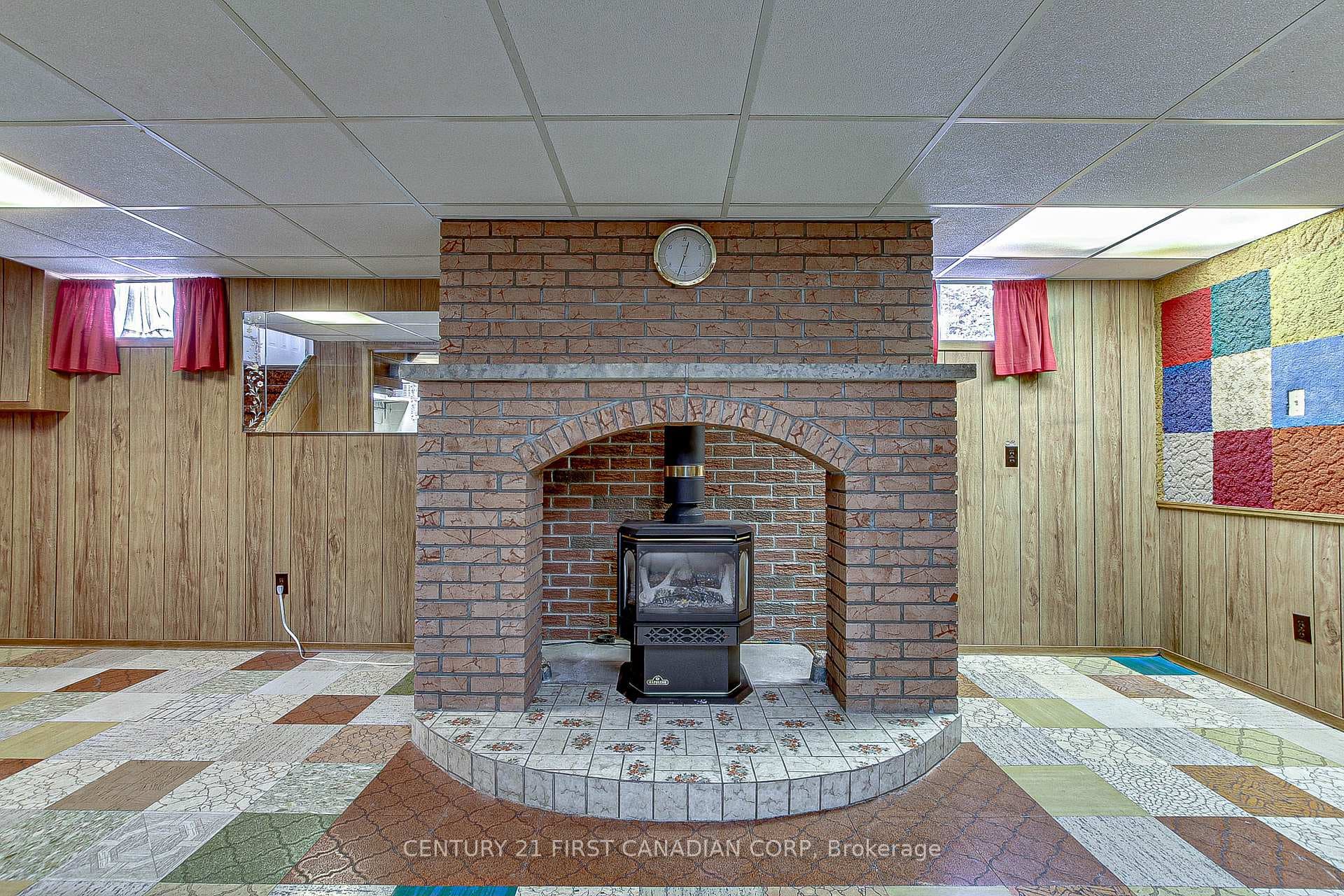 177 Myrtle Street photo 23