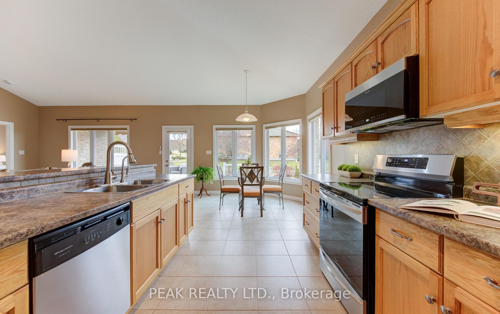 103 Devonshire Drive photo 17