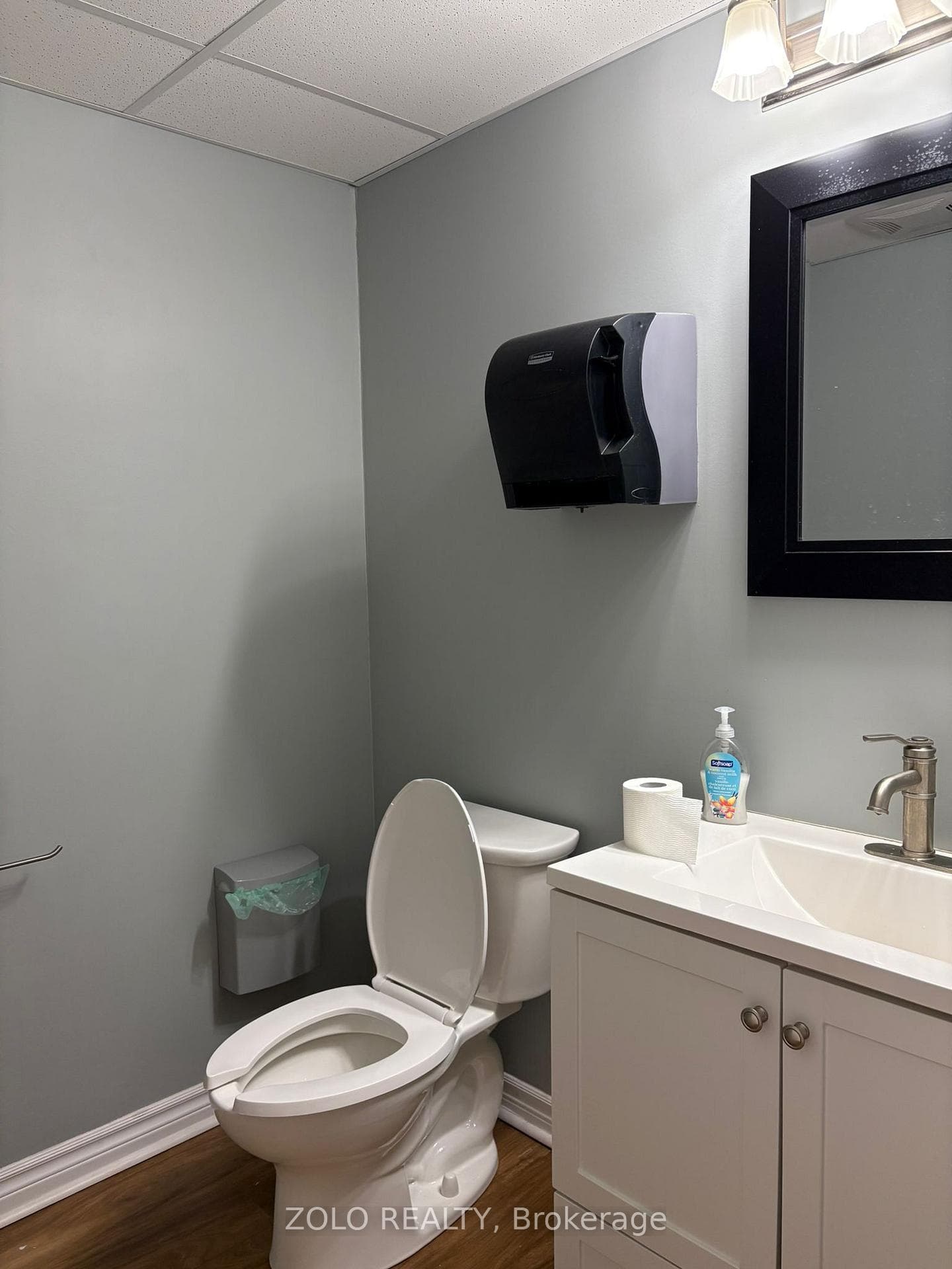 5509 Canotek Road Unit 7 photo 11