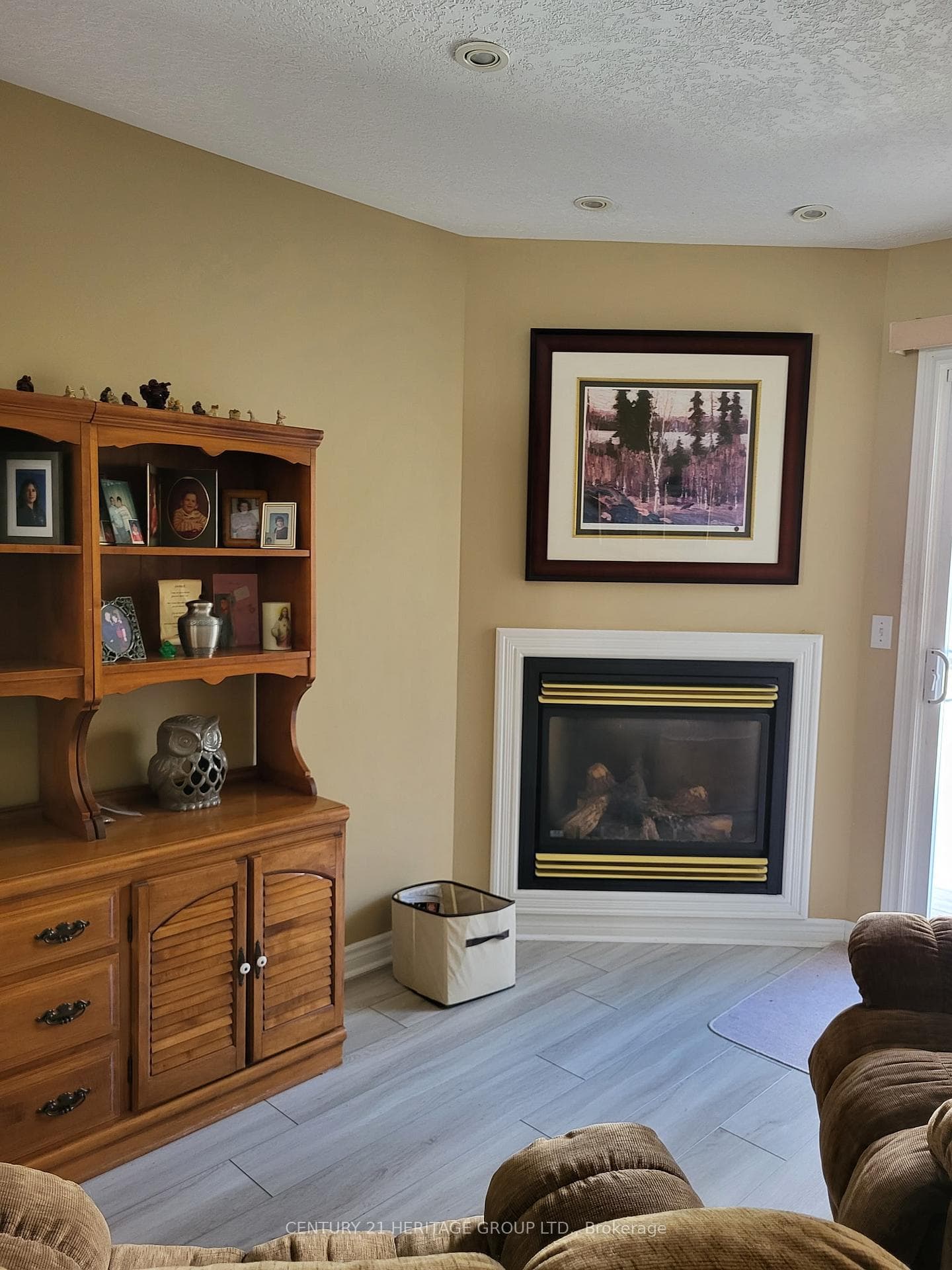 71 Finch Drive photo 6