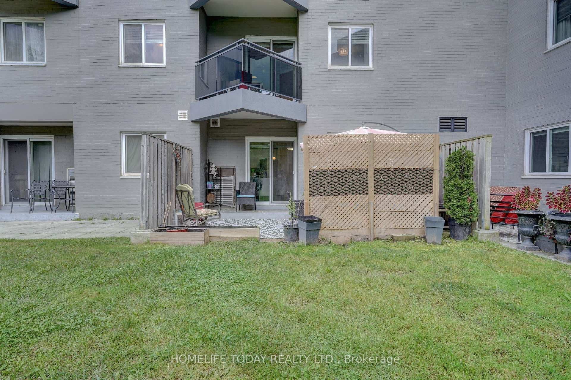 2001 Bonnymede Drive Unit 40 photo 29
