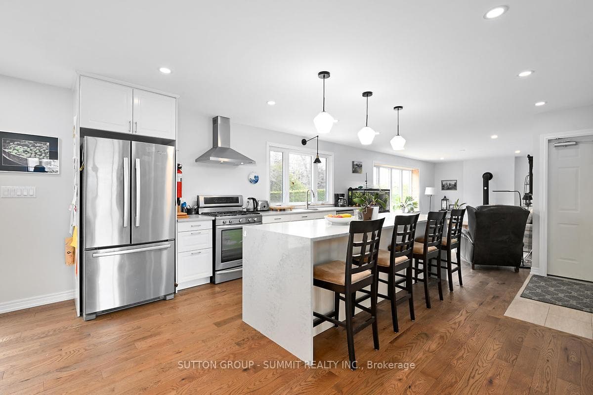 16 Cumminsville Drive photo 4