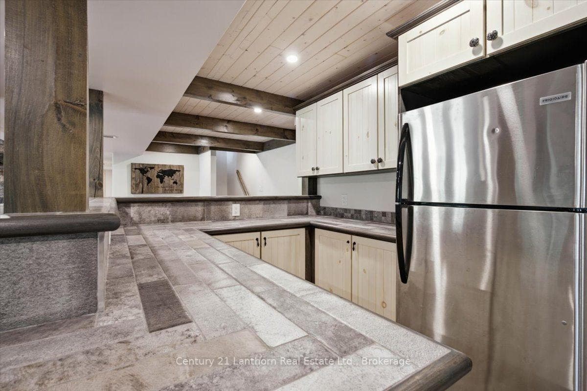 673 Lahey Road photo 39