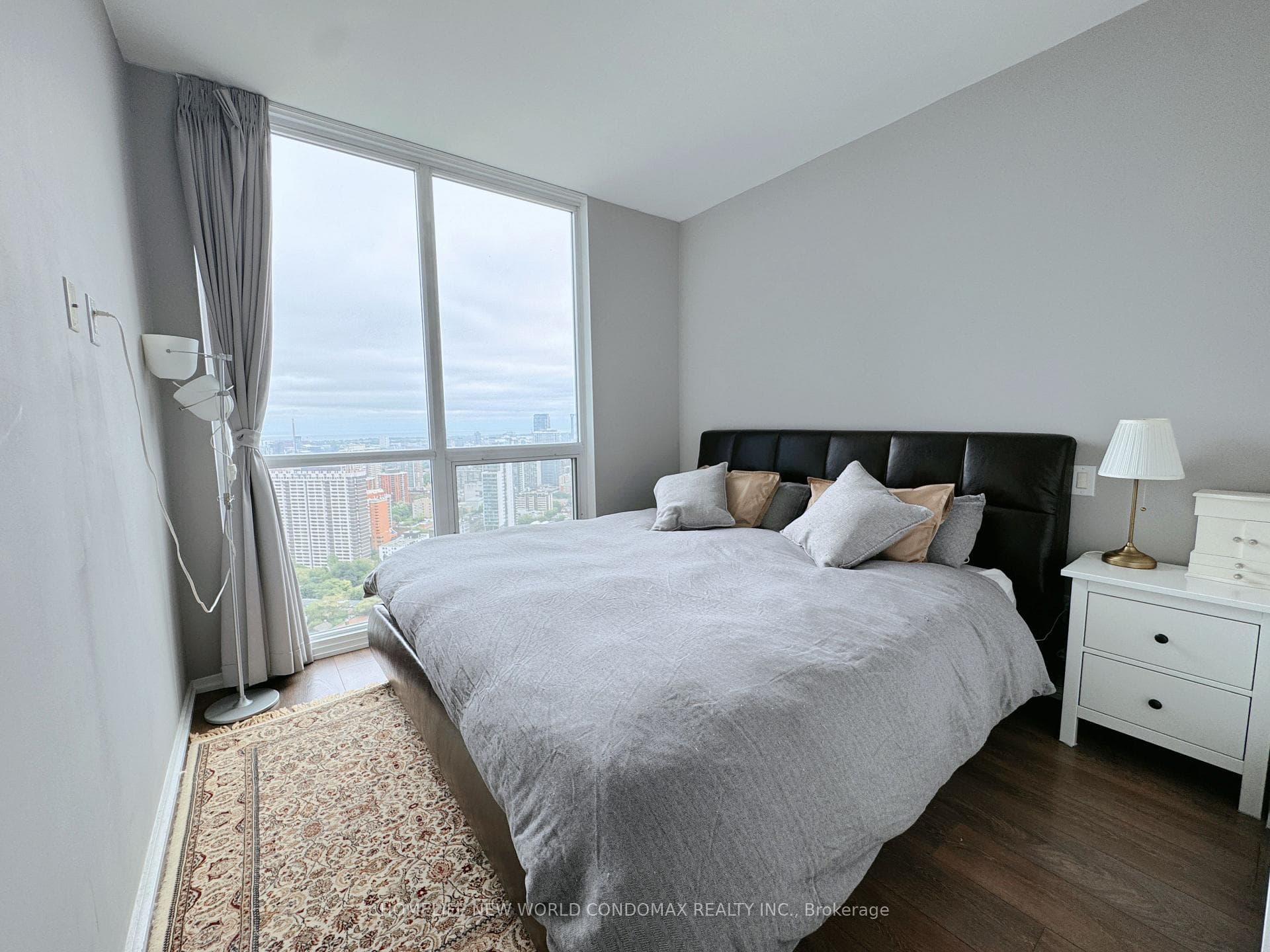45 Charles Street Unit 4012 photo 7