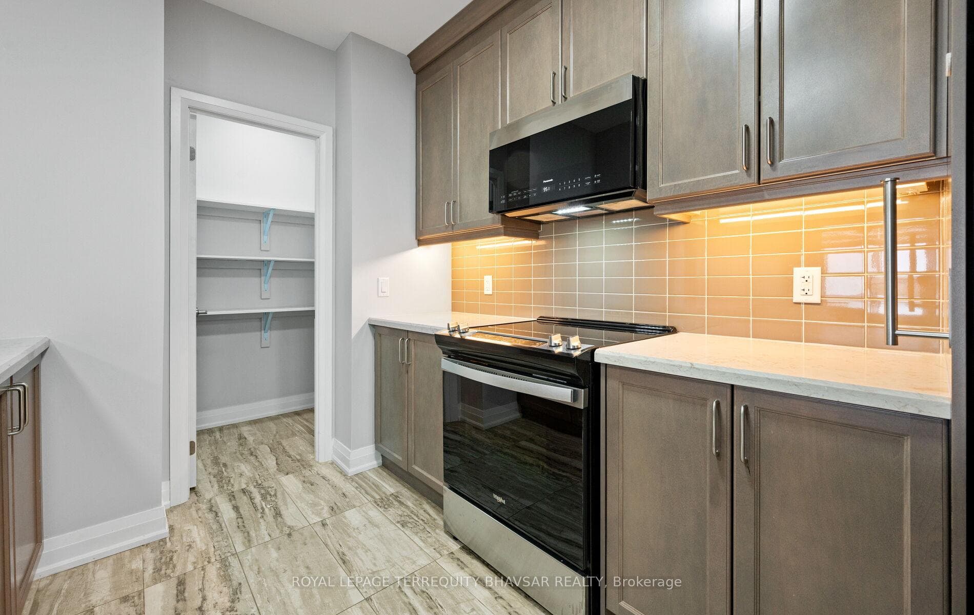 830 Megson Terrace Unit 621 photo 14