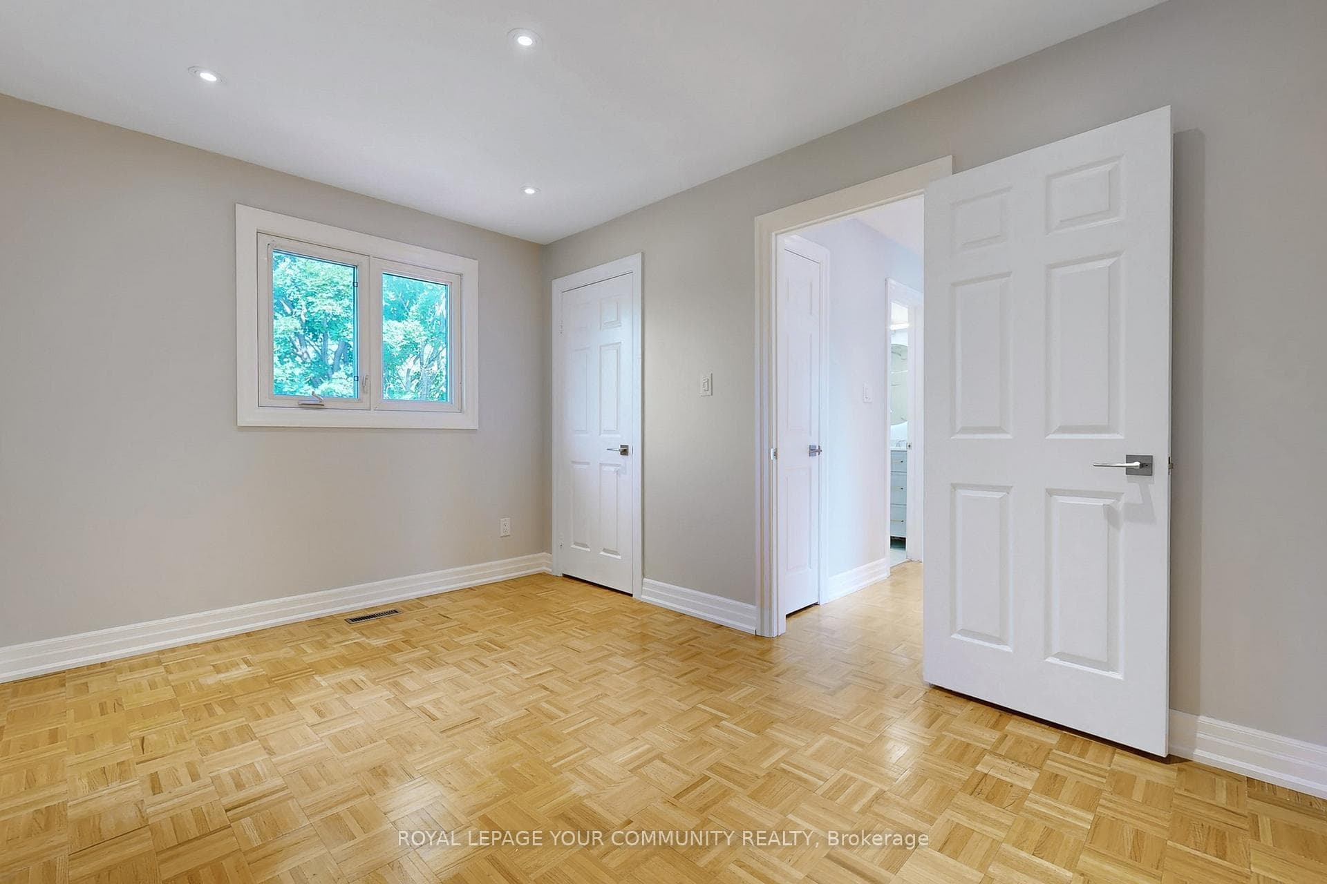 51 Houseman Crescent Unit Main Floor photo 42