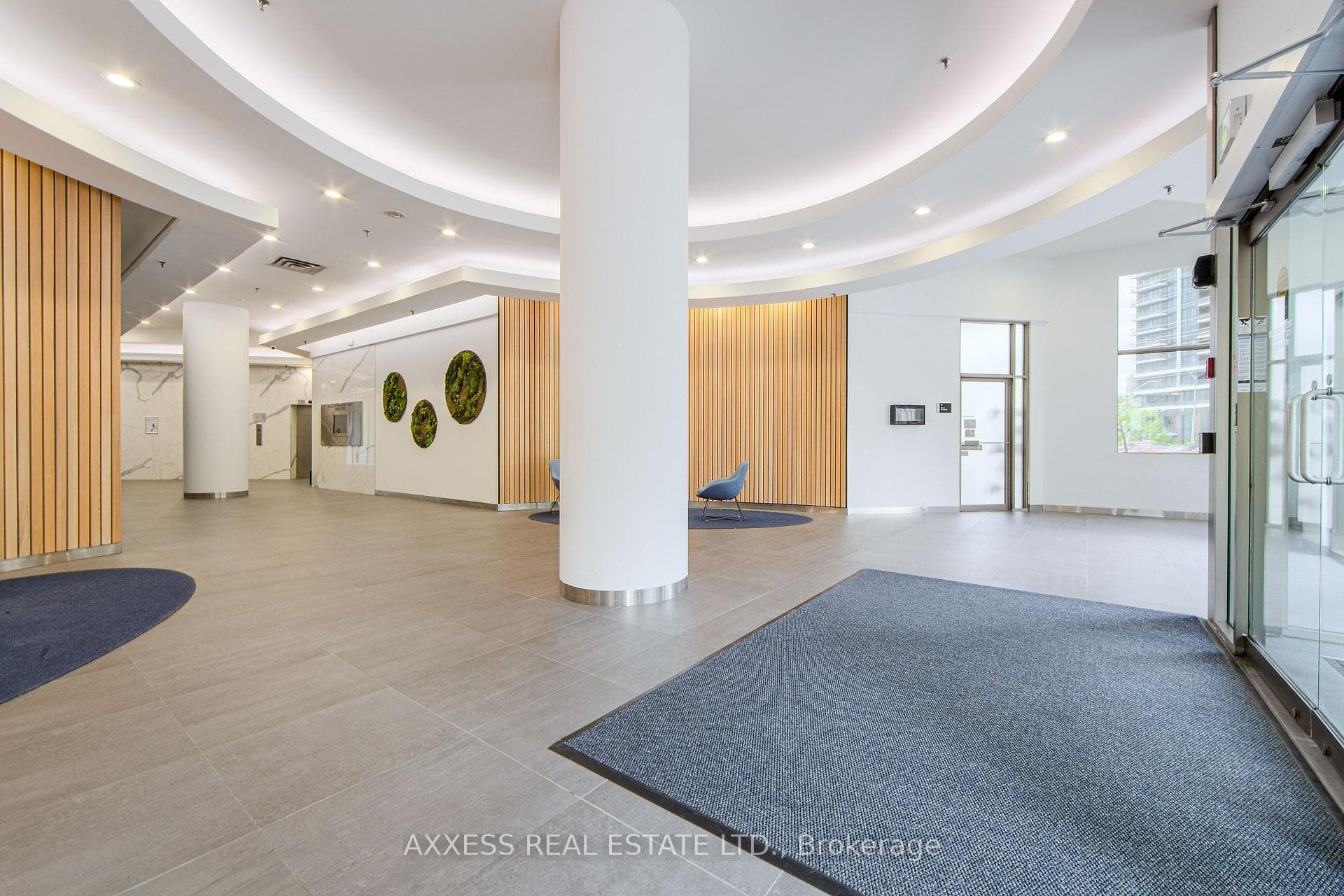 30 Eglinton Avenue Unit 400 photo 44