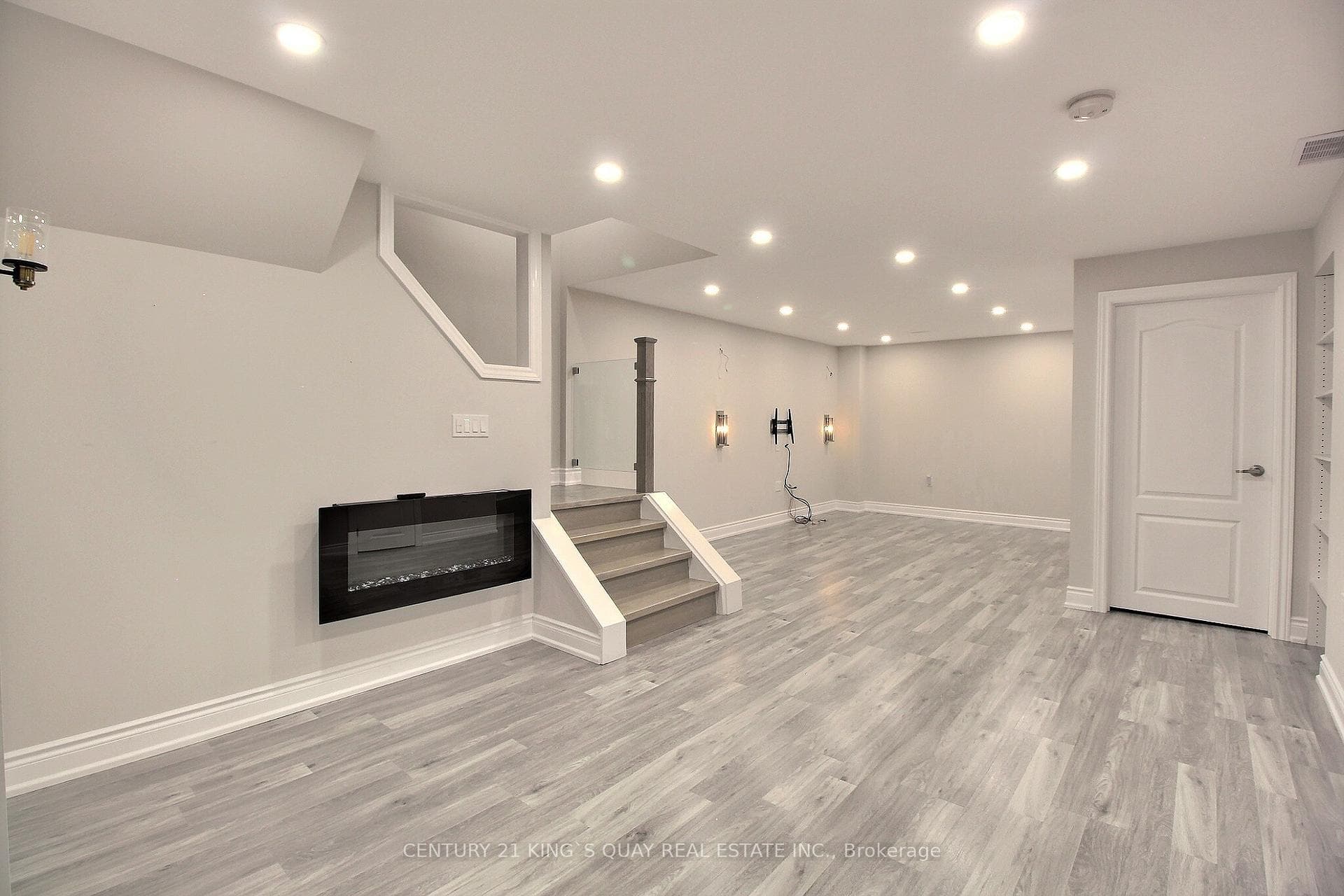 75 Ralph Chalmers Avenue photo 15
