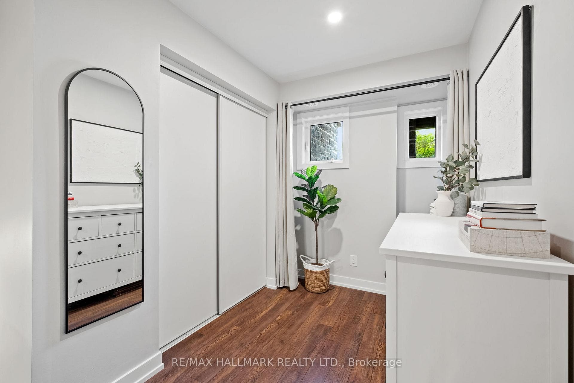 2 Dunsheath Way Unit 105 photo 26