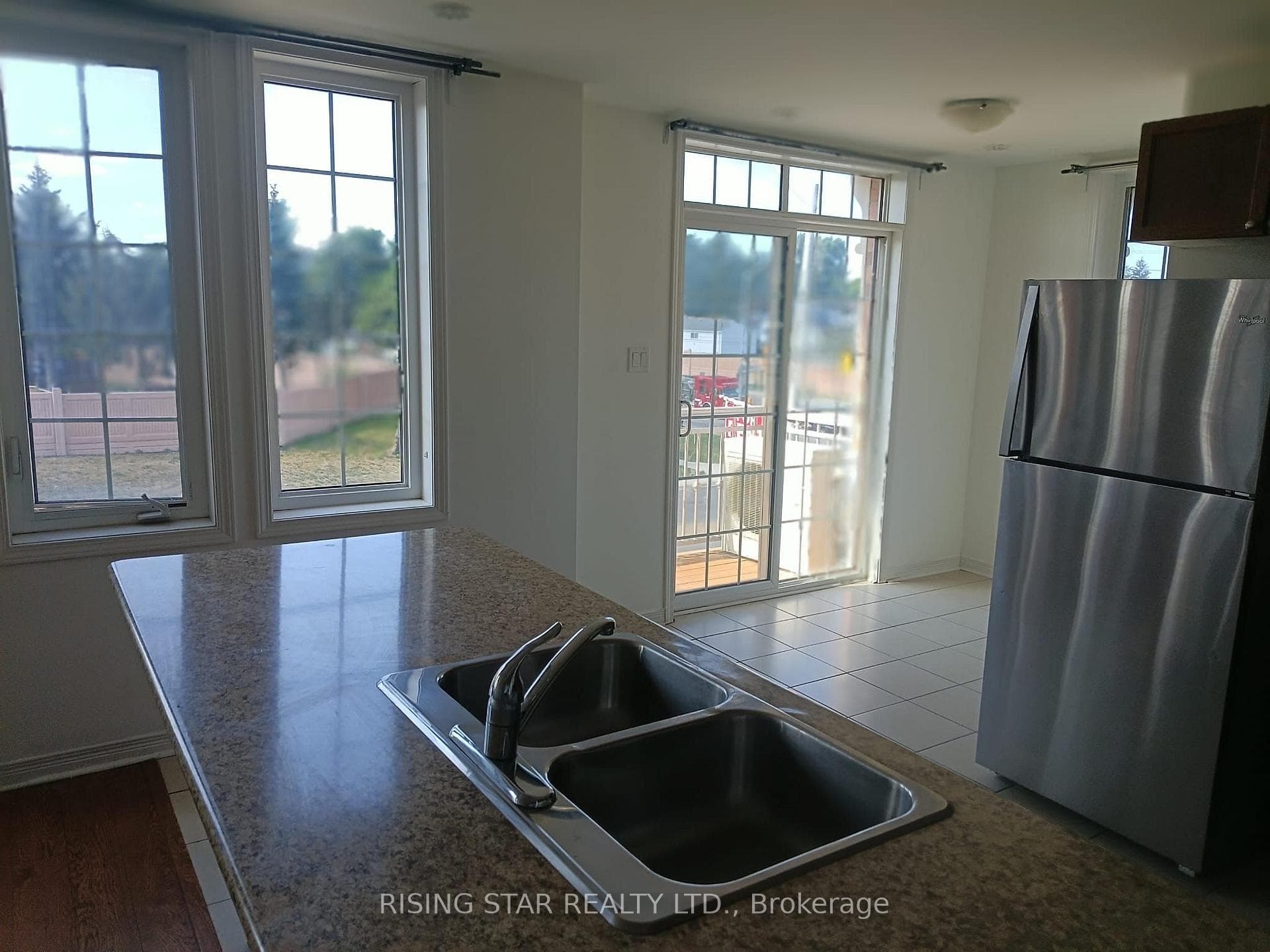180 Howden Boulevard Unit 40 photo 10