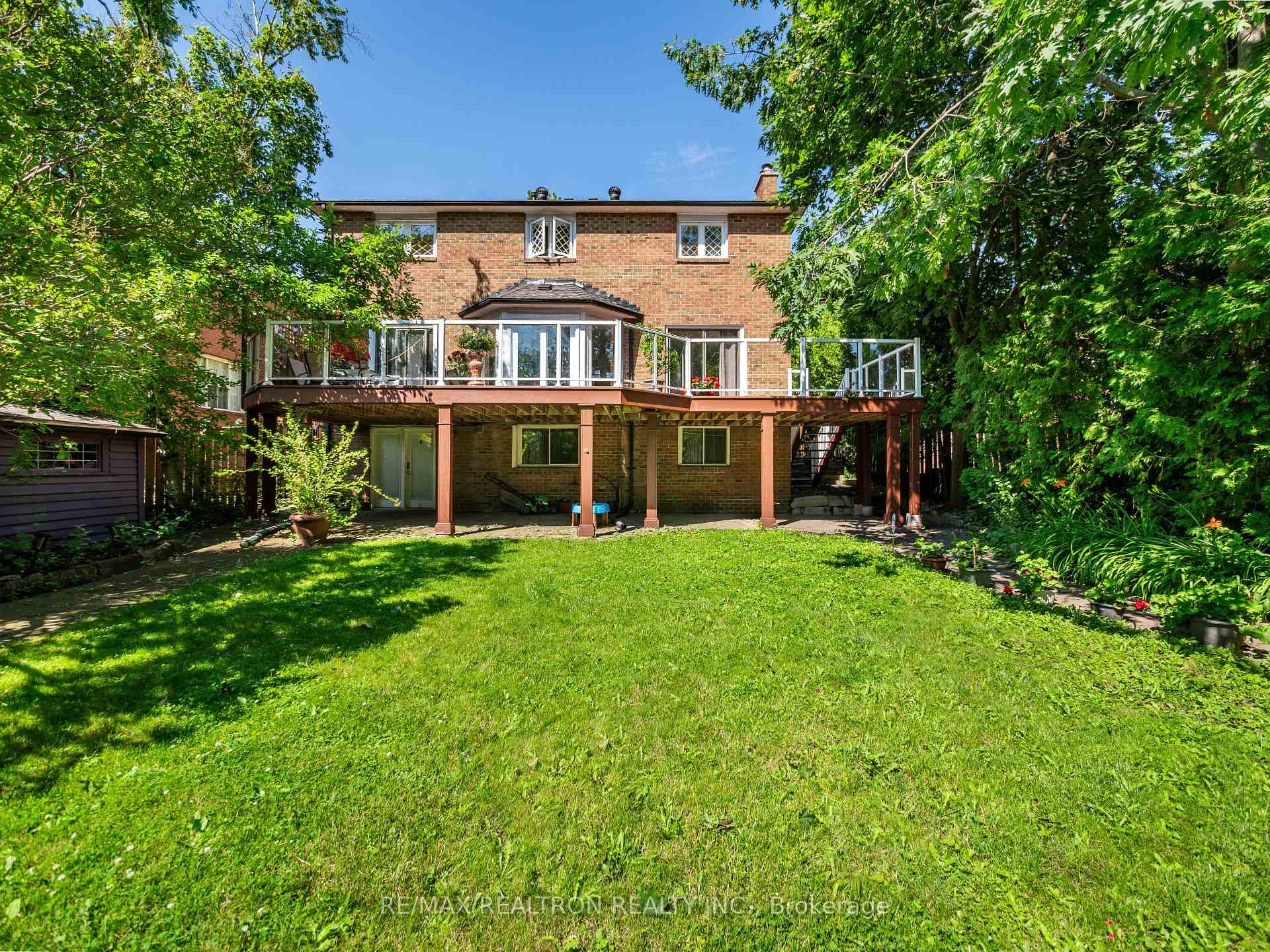 755 Pebble Court photo 2