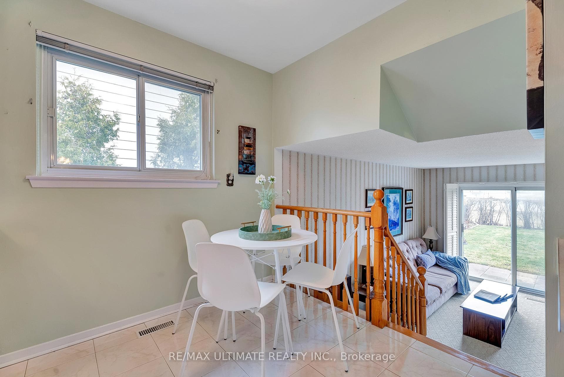 57 Hepworth Drive photo 6
