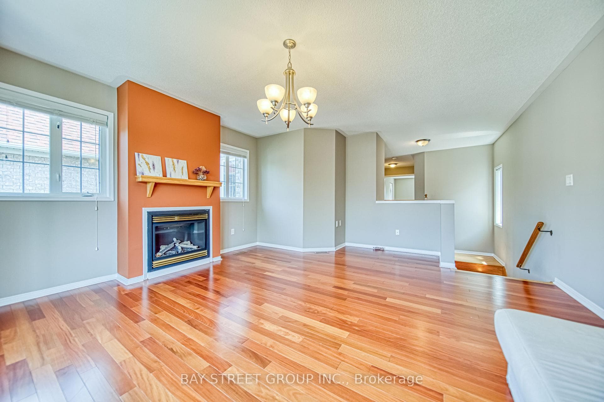77 Weatherill Road photo 17