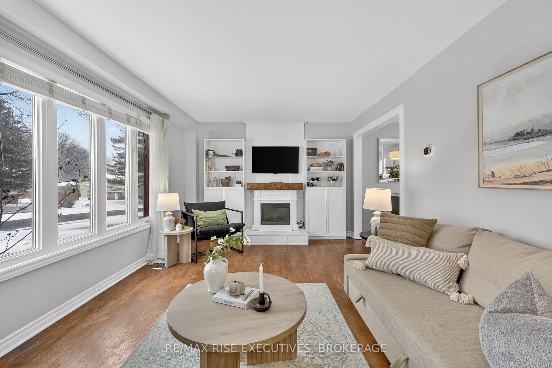 821 Mona Drive photo 7