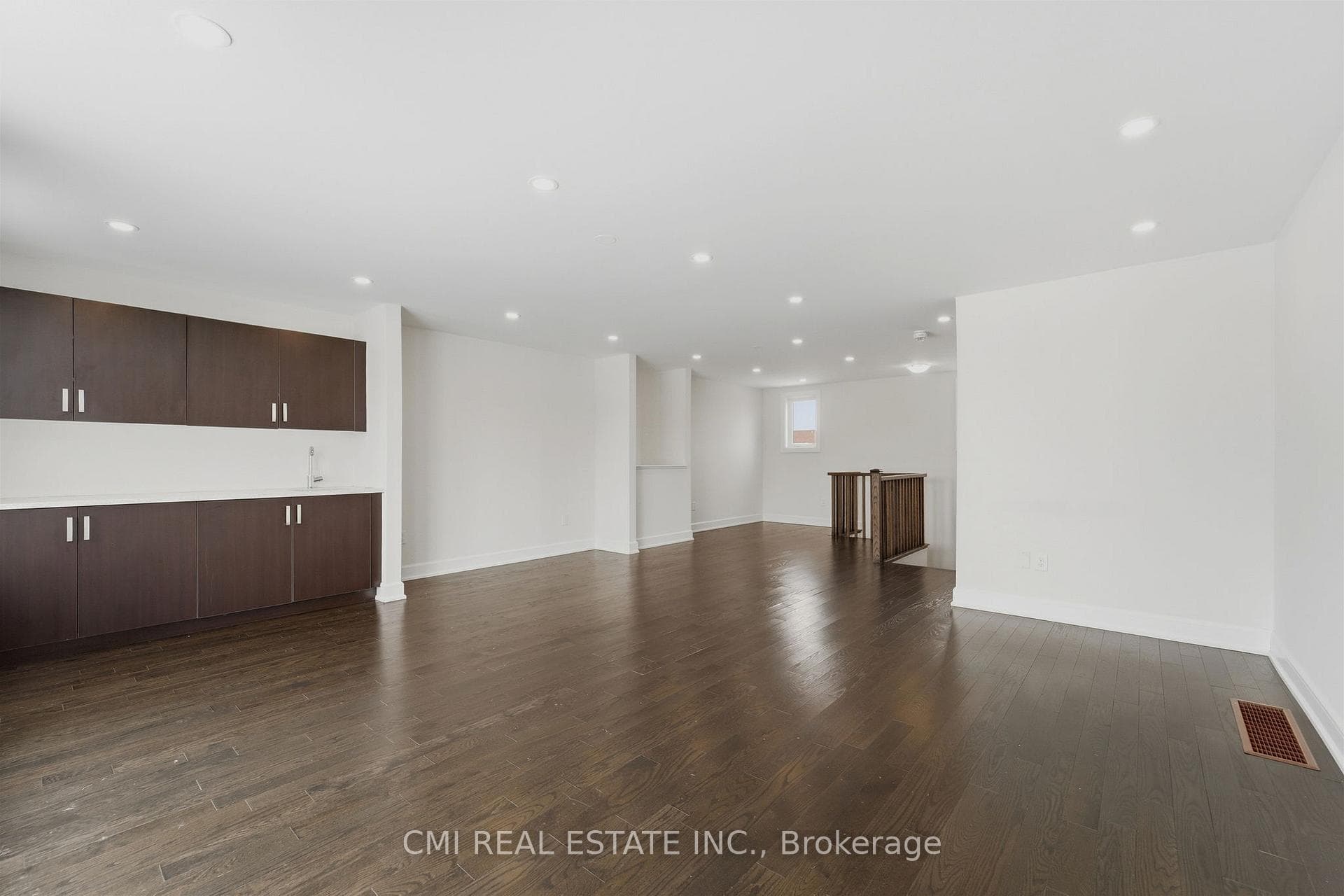 392 Farrell Road photo 38