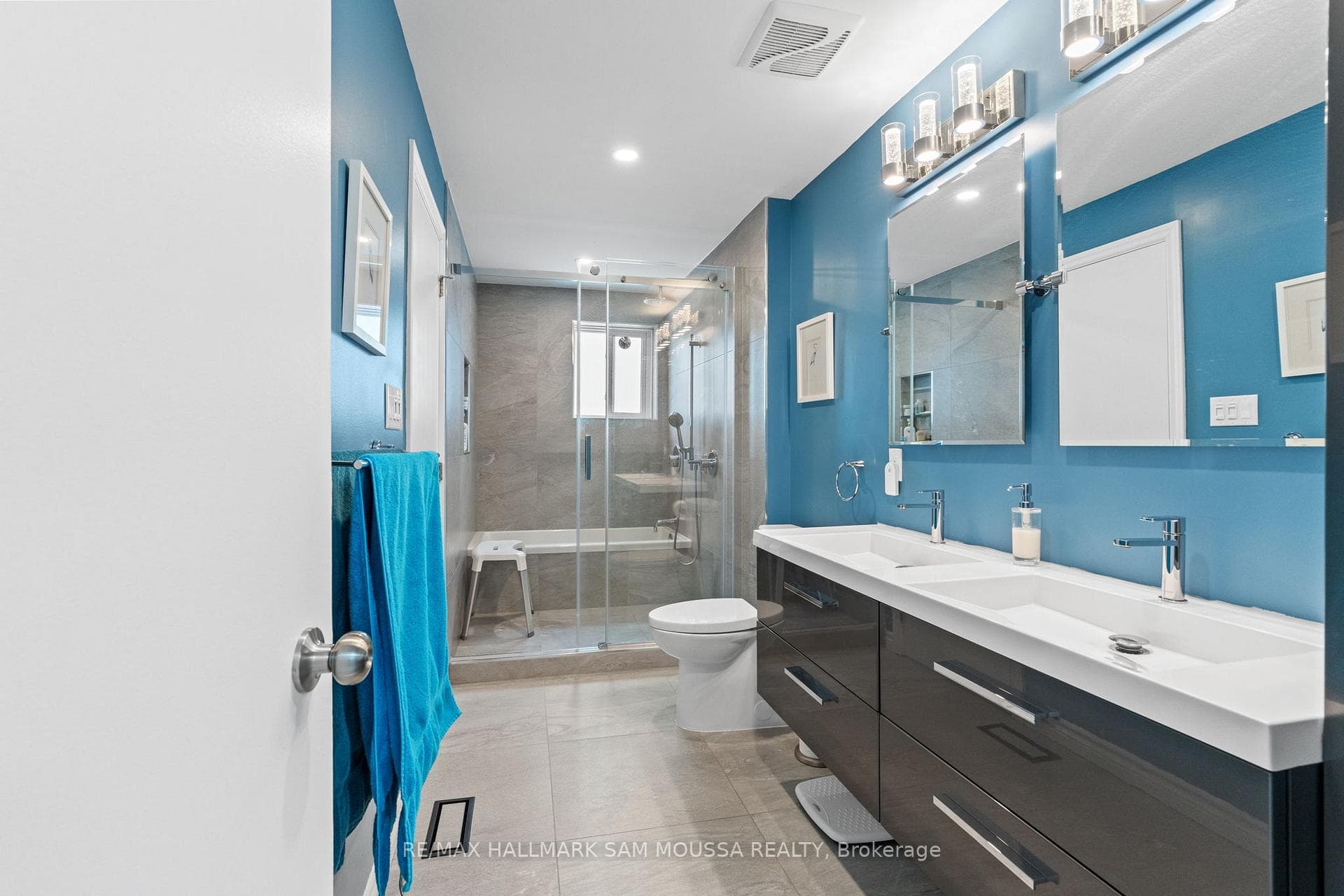 56 Coolspring Crescent photo 24