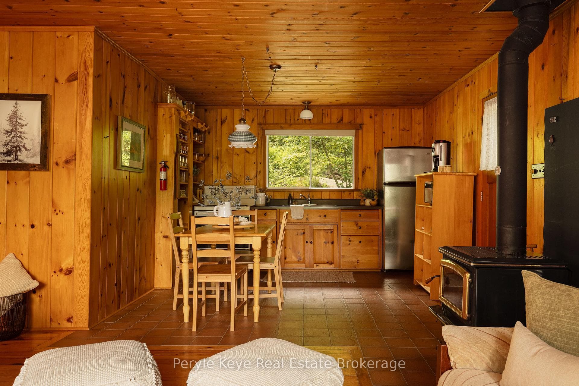 1057 H R S Road photo 16