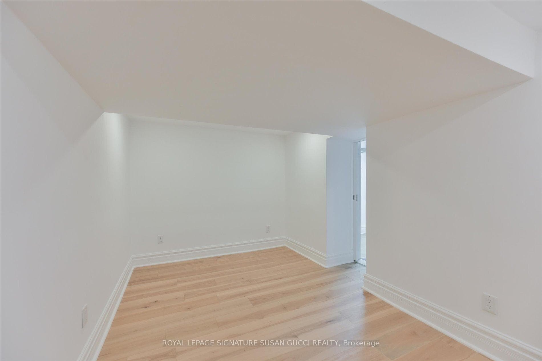 4th bedroom in basement
