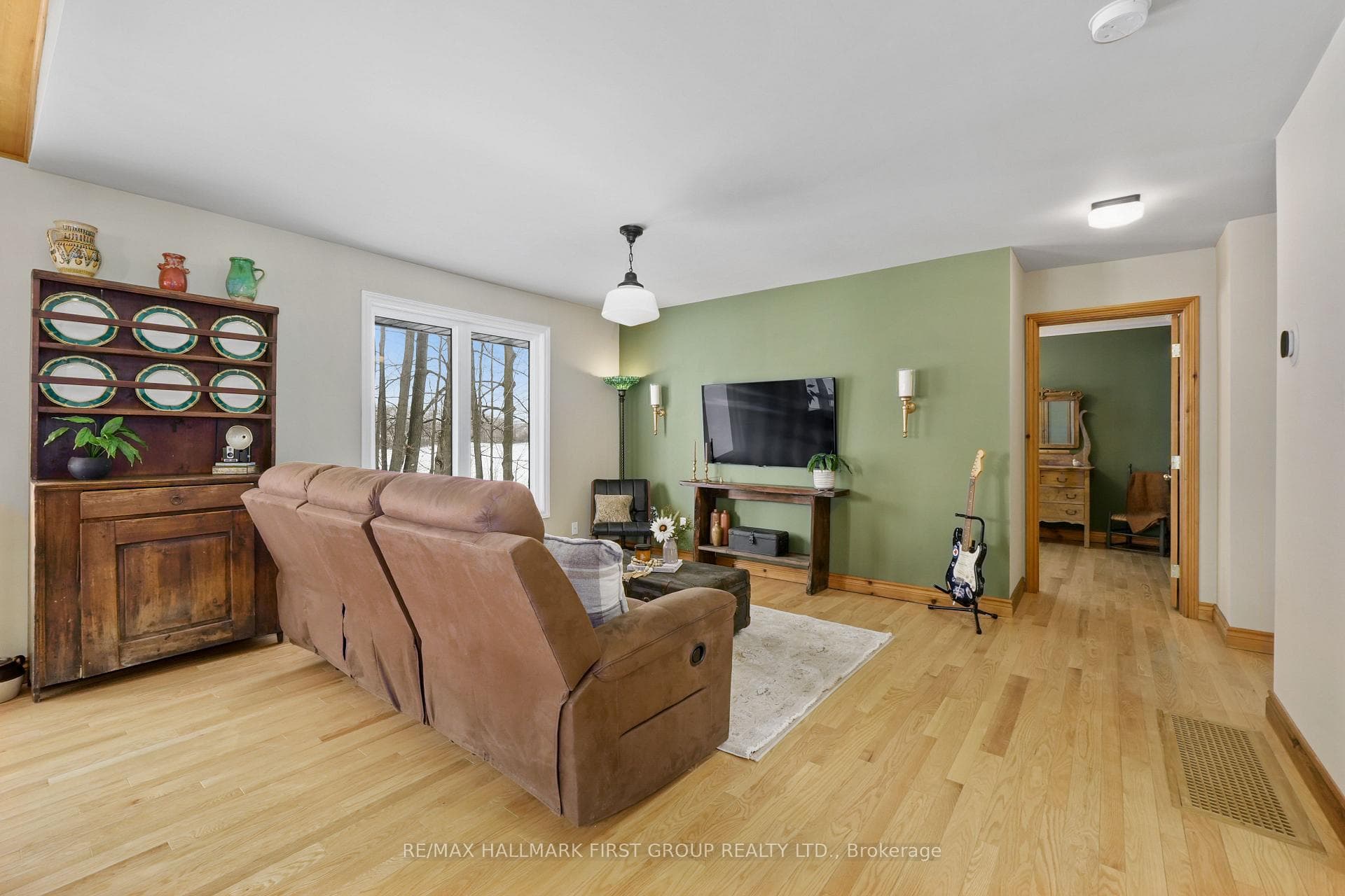 500 Honey Road photo 5