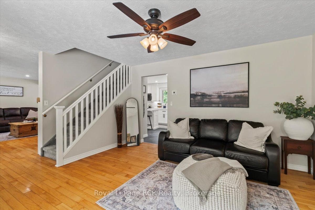27 Emke Road photo 17