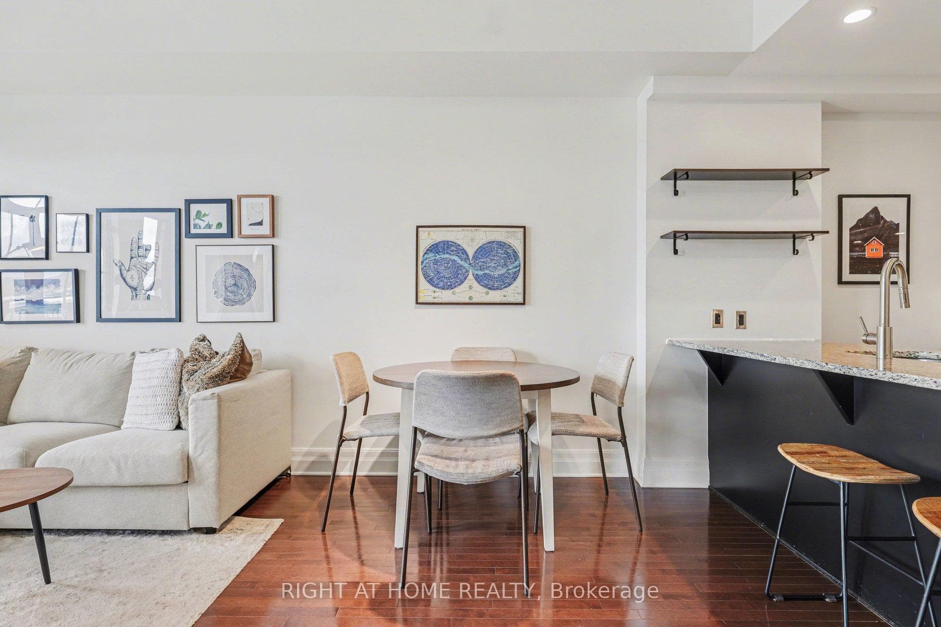 330 Loretta Avenue Unit 810 photo 8