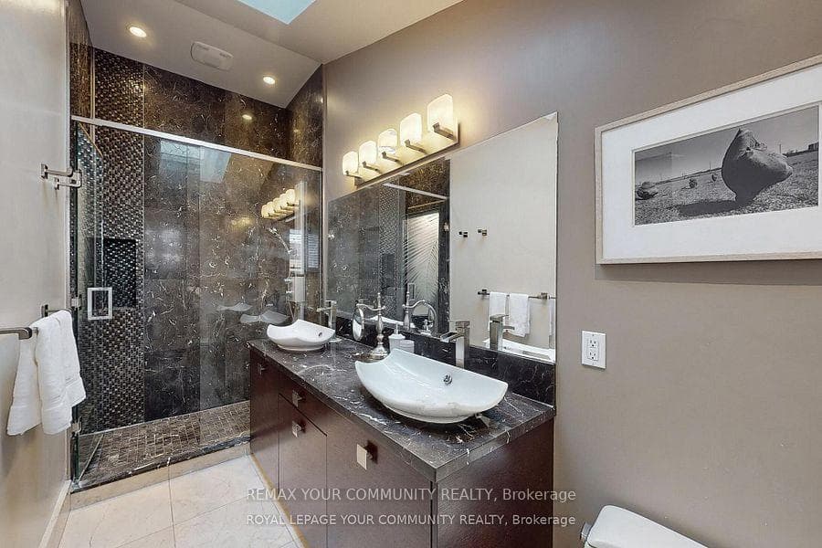 25 ALDERDALE Court photo 11