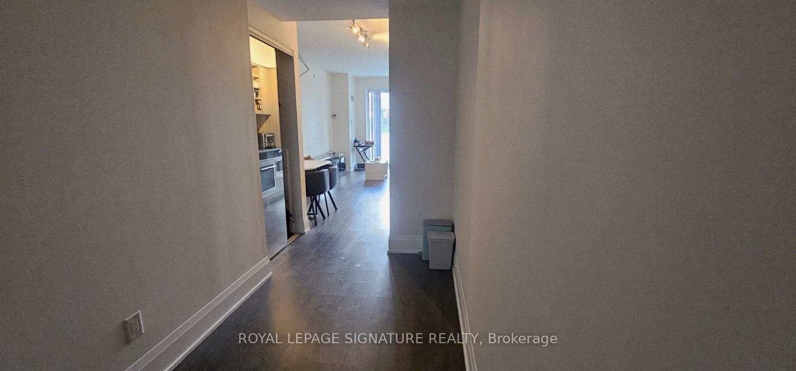 101 Erskine Avenue Unit 2105 photo 2