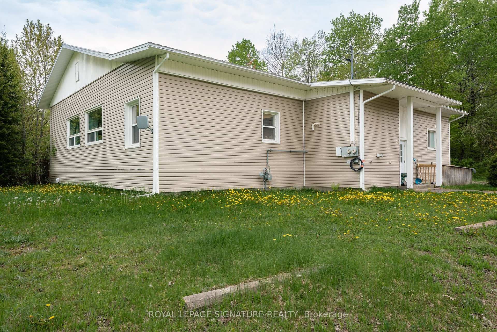131 Cedar Heights Drive photo 4