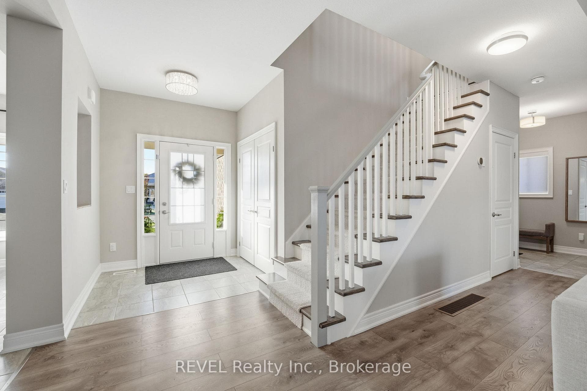 1058 Meadowood Street photo 39
