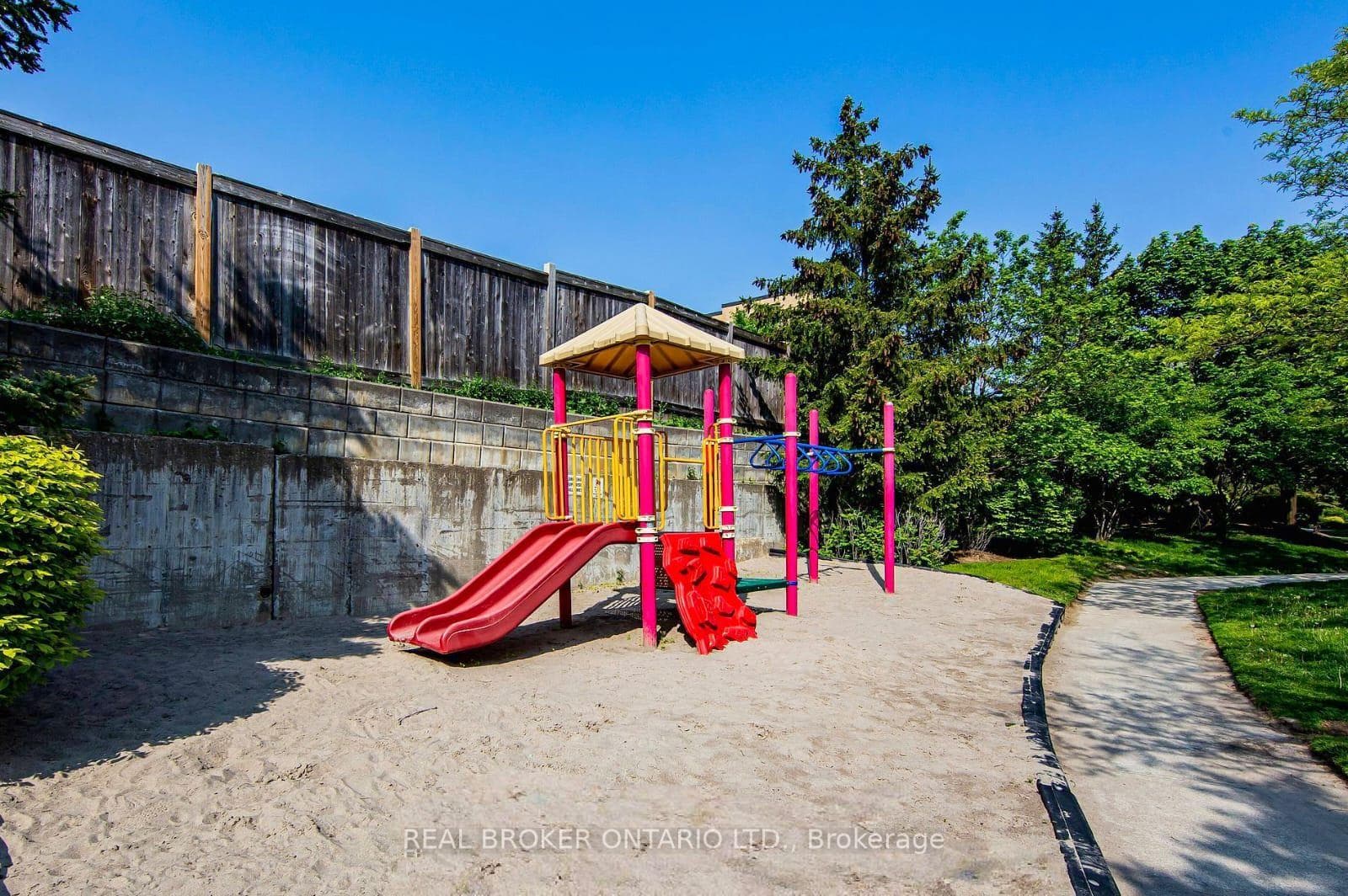 1720 Eglinton Avenue Unit 601 photo 19