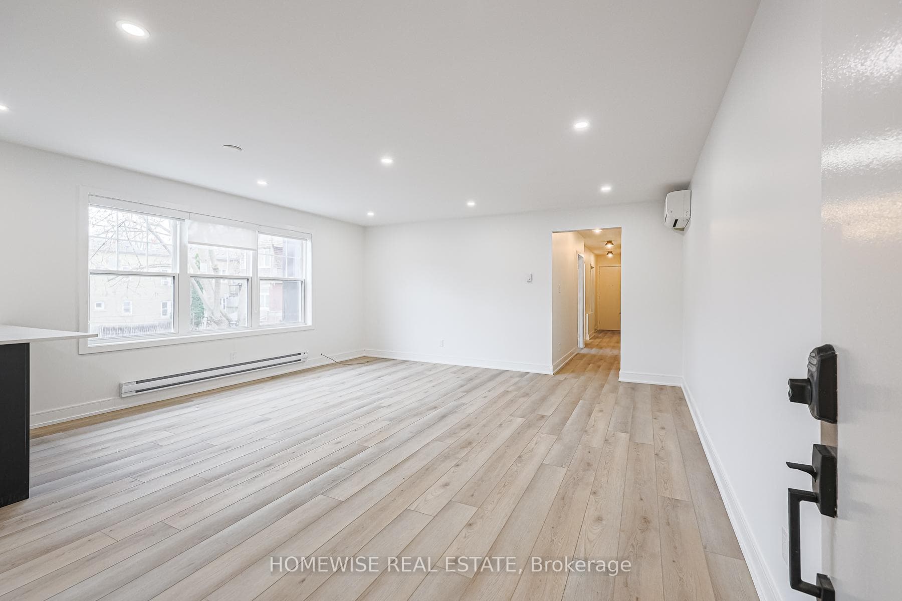383 Spadina Road Unit 2 photo 7