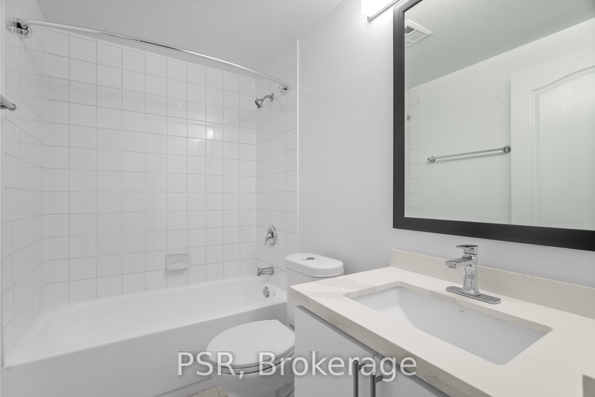 50 John Street Unit 621 photo 8