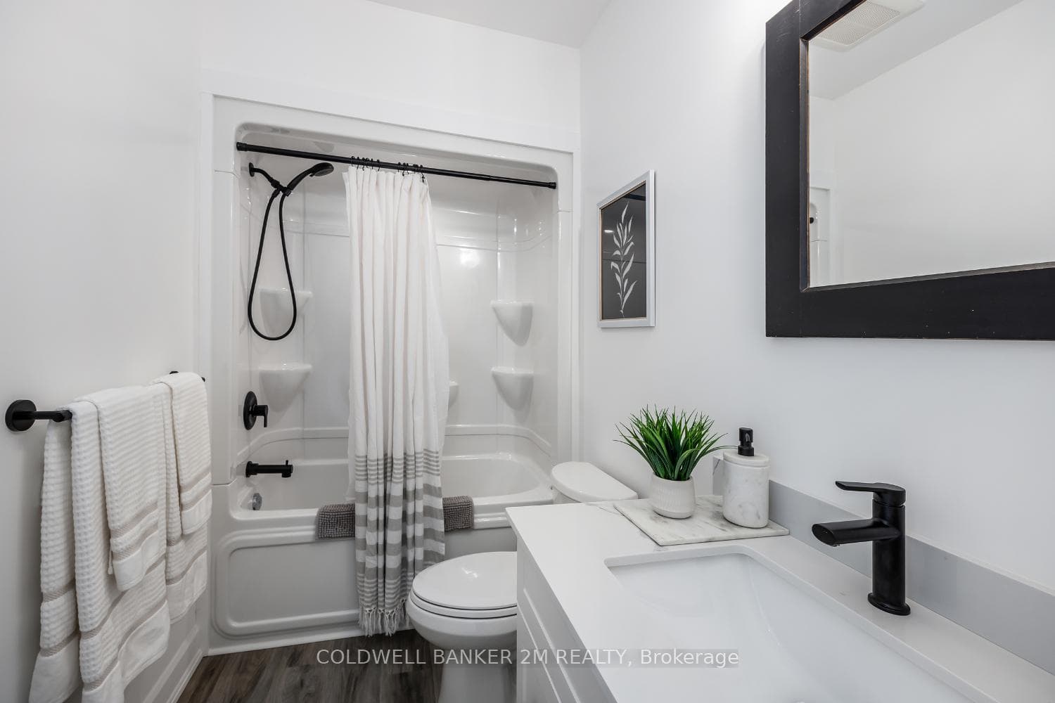 752 St. Mary's Street photo 20