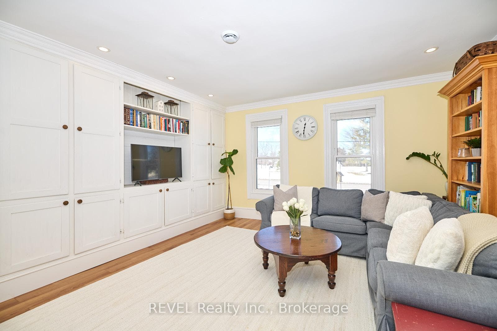 1819 Balfour Street photo 10